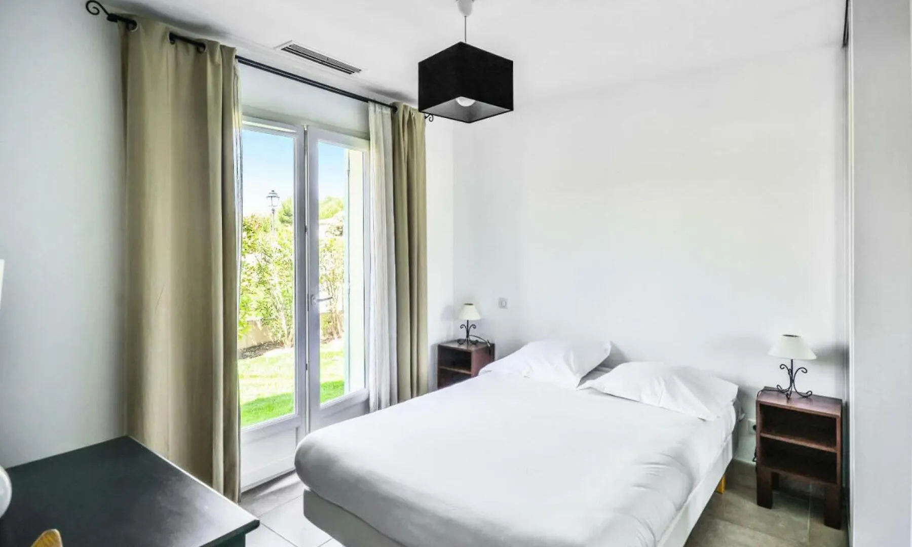 Les Mas Et Villas De Pont Royal En Provence - Maeva Home - Villa 5 Pieces 8 Personnes Avec Piscine Privee Et Vue Sur Le Golf - Exclusive - Super Home Mae-6074 Mallemort