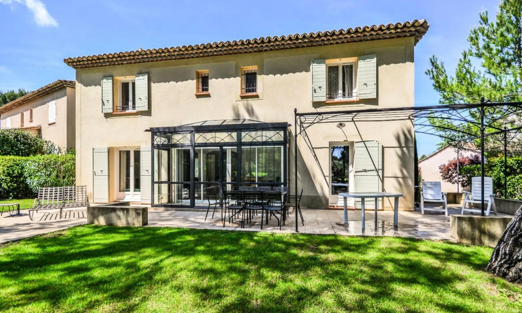 Les Mas Et Villas De Pont Royal En Provence - Maeva Home - Villa 5 Pieces 8 Personnes Avec Piscine Privee Et Vue Sur Le Golf - Exclusive - Super Home Mae-6074 Mallemort