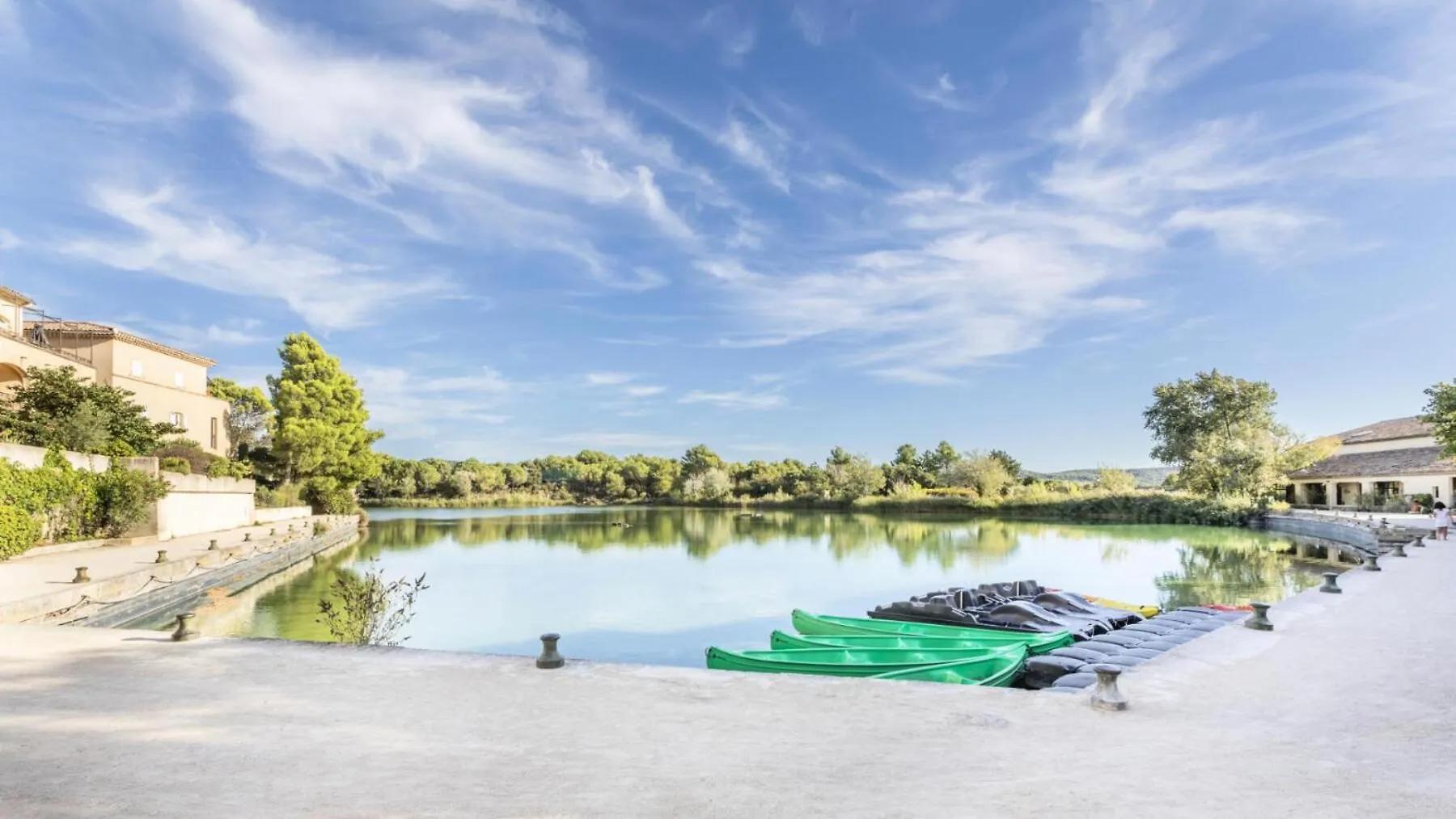 Les Mas Et Villas De Pont Royal En Provence - Maeva Home - Villa 5 Pieces 8 Personnes Avec Piscine Privee Et Vue Sur Le Golf - Exclusive - Super Home Mae-6074 Mallemort 0*,  France